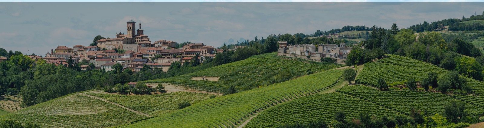 borgo sulle colline del monferrato